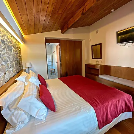 Фермерский дом Quinta Vale Da Roca Синтра